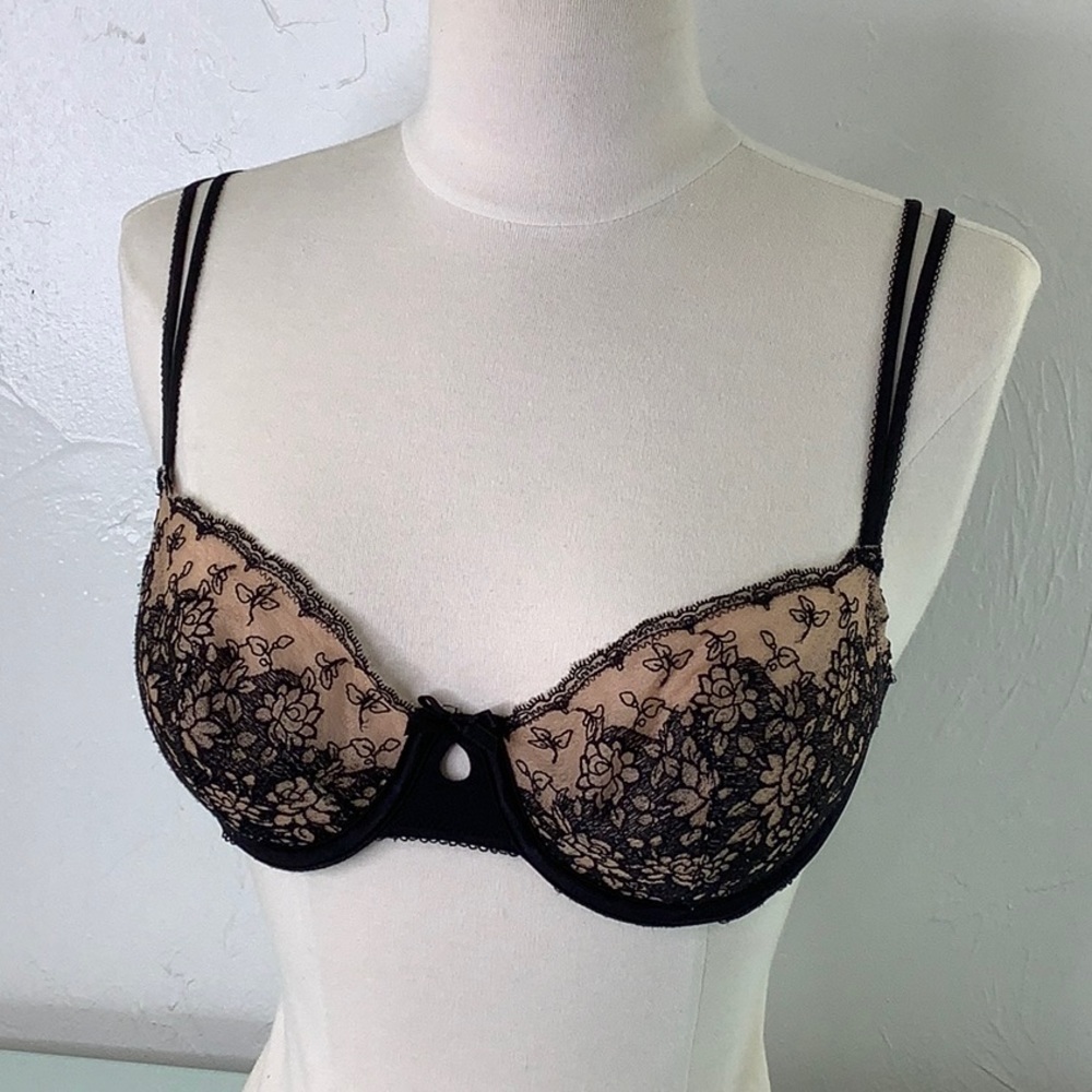 Victoria’s Secret Balconet push up lace wired semi sheer bra SZ 34C EUC